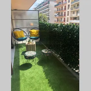 nid-damour-baignoire-jacuzzi.fr-provencehotel.com/