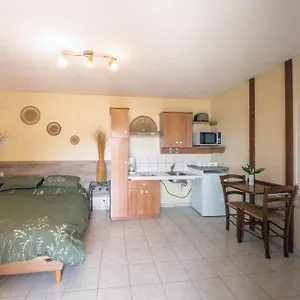 apt-studio-pouncho-2-pers.midi-pyreneeshotels.com/